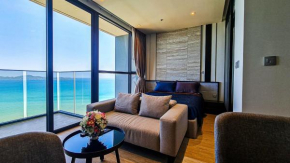 Andromeda Top floor Studio with stunning view